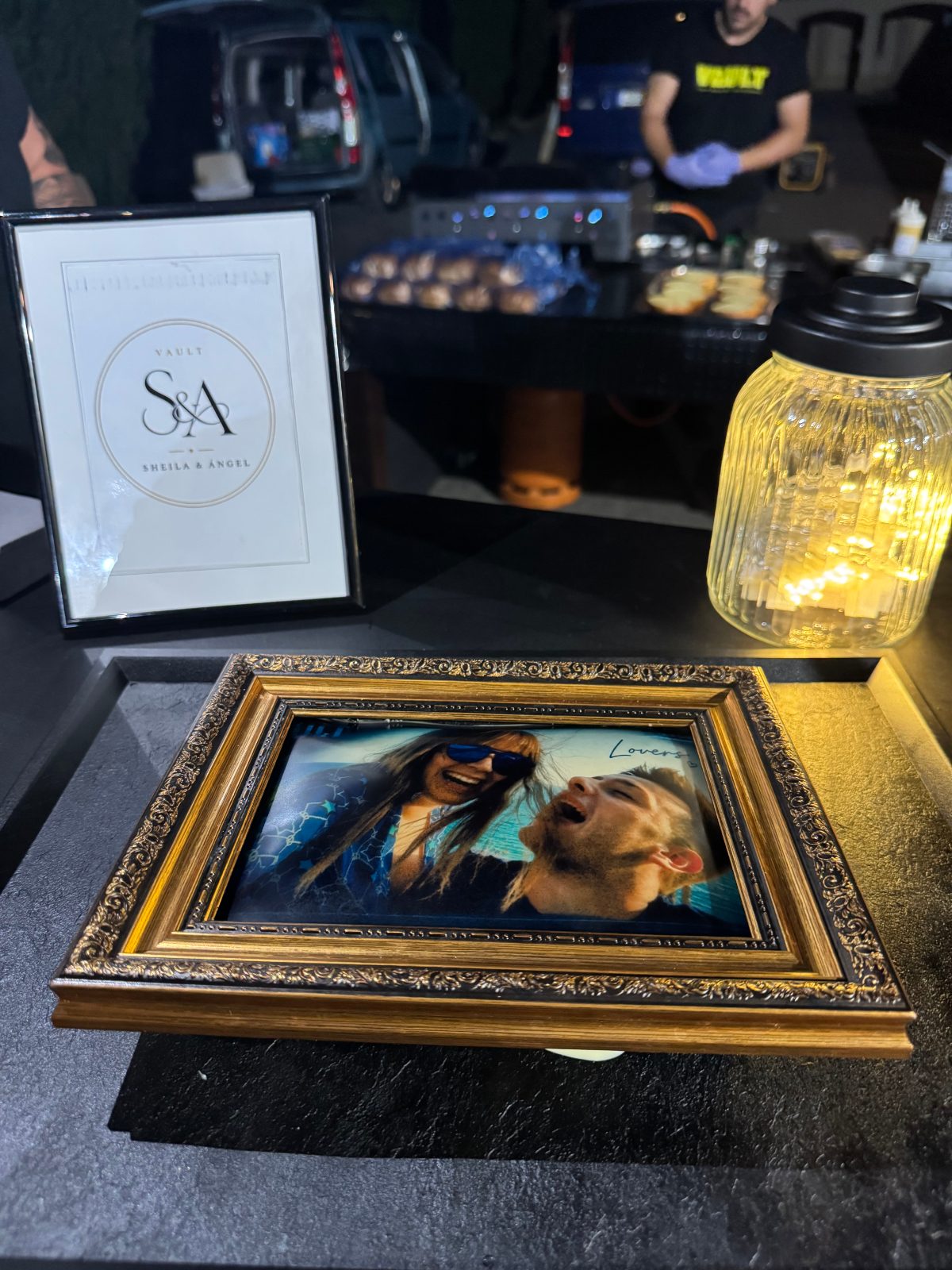 Detalle de la galería de arte que Vault diseñó para una boda